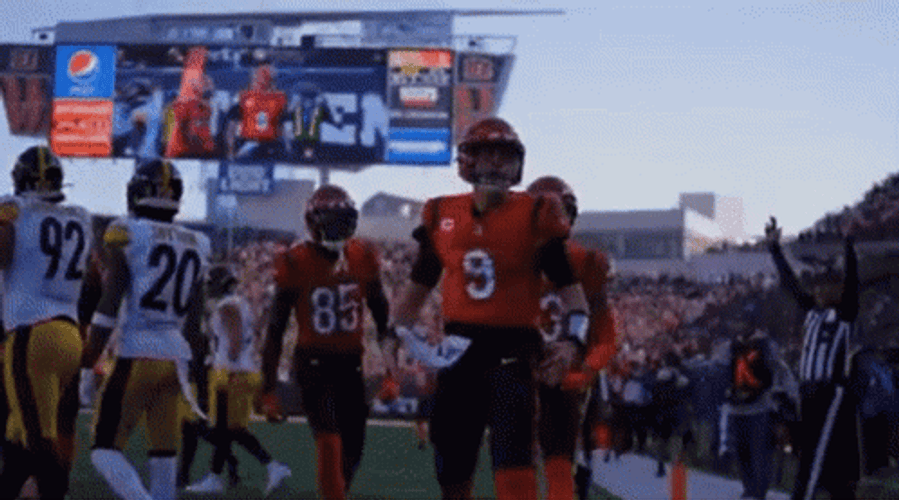 Joe Burrow Tapping GIF