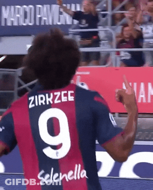 Joshua Zirkzee Inspiring Story GIF