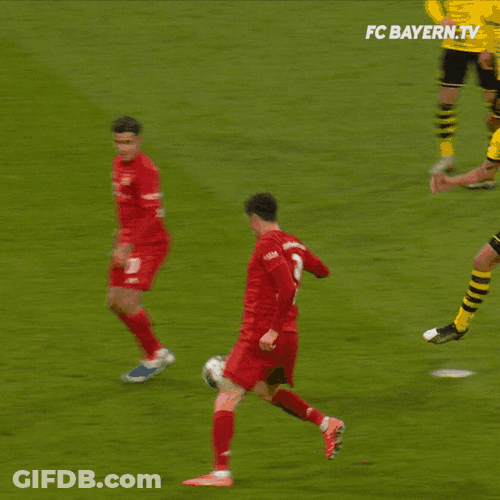 Joshua Zirkzee Powerful Strike GIF