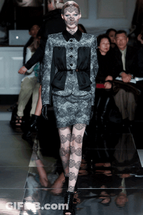 Julia Nobis Runway Fashion GIF