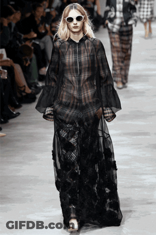 Julia Nobis Vogue Fashion GIF