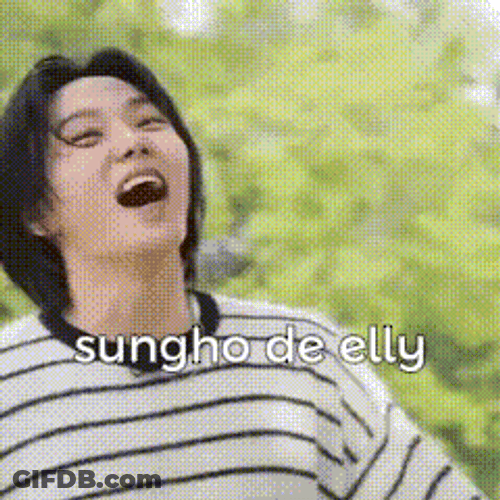 K Pop Sungho De Elly Happy Reaction GIF