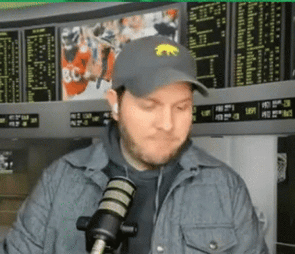 Kante Live Broadcast Speaker GIF