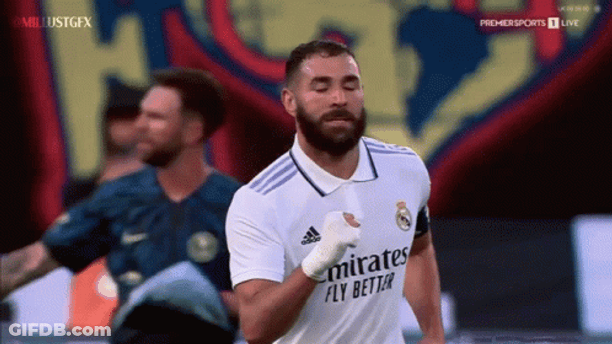 Karim Benzema Kissing Fist While Running GIF