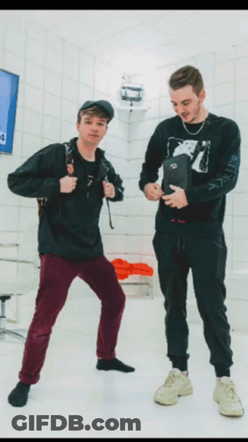Karl Jacobs Chris GIF