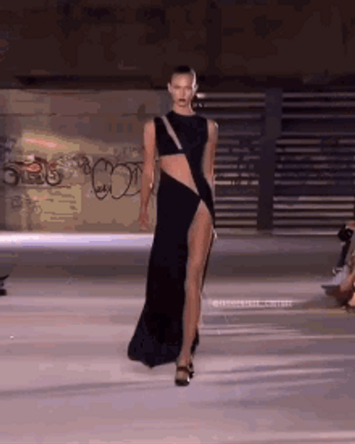 Karlie Kloss Runway Model GIF