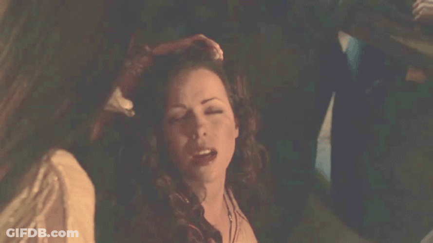 Kate Beckinsale Anna Valerious GIF