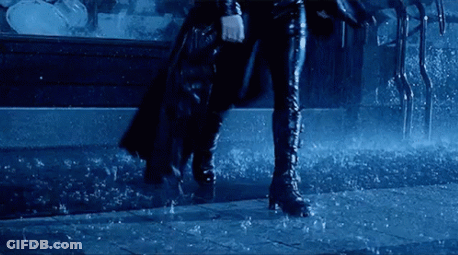 Kate Beckinsale Under The Rain GIF