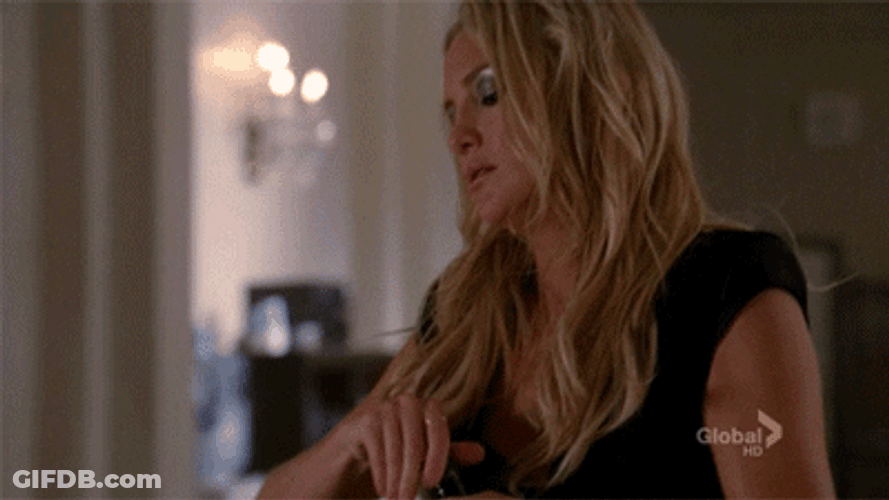 Kate Hudson Bartending Mix GIF