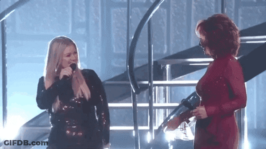 Kelly Clarkson And Reba Mc Entire GIF