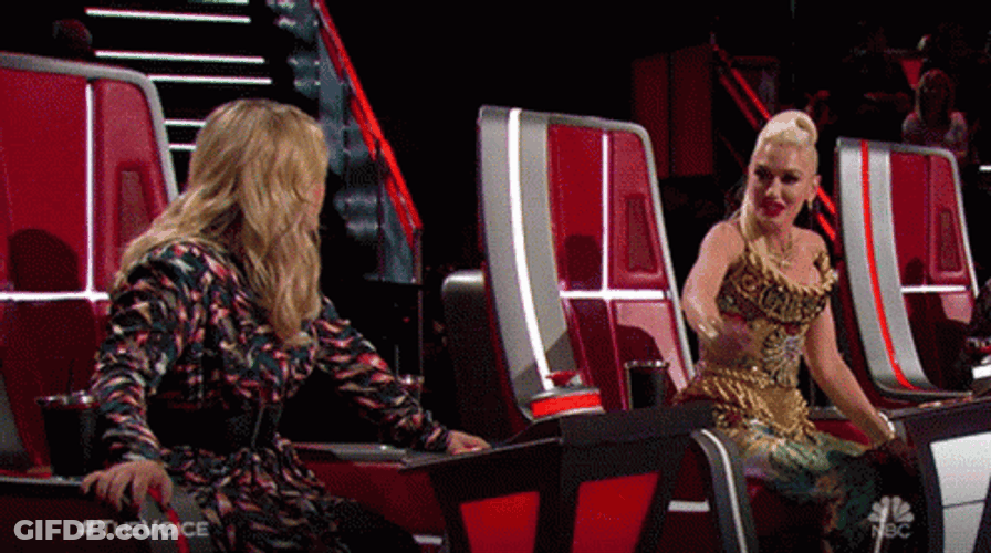 Kelly Clarkson High Five Great Job Team GIF