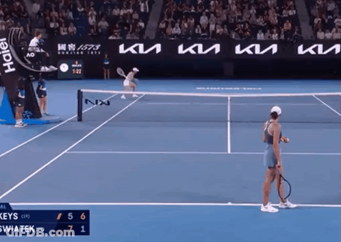 Keys Vs Swiatek Tennis Match 7-1 GIF