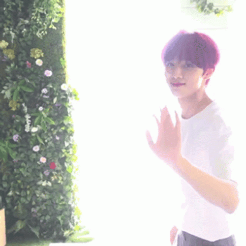 Kim Sunwoo K-Pop Turn Around Disappearing GIF
