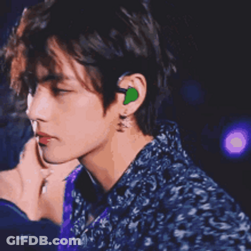 Kim Taehyung Sexy Gaze GIF