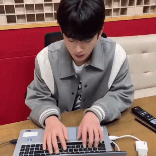 Kim Yo Han Cute Typing Fast GIF
