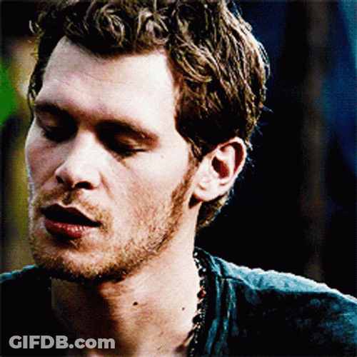 Klaus Mikaelson Talking To Someone GIF
