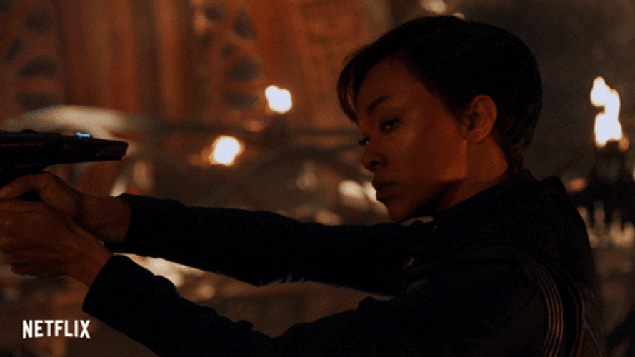 Klingon Fighting Star Trek Michelle Burnham GIF
