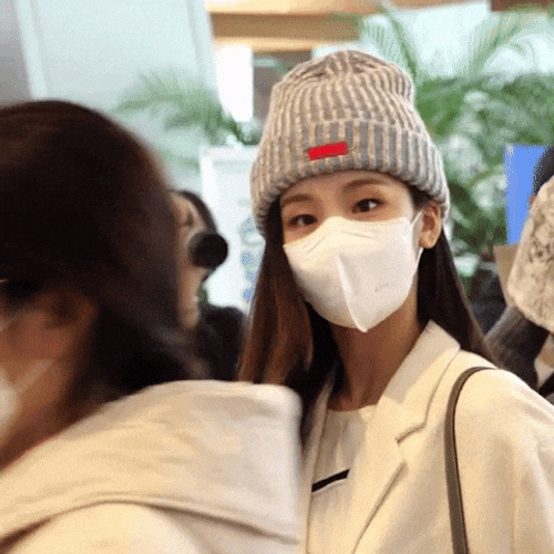 Korean Girl Bye Bye Meme GIF