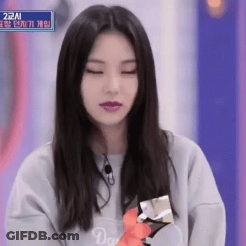 Korean Loona Jinsoul Faint GIF