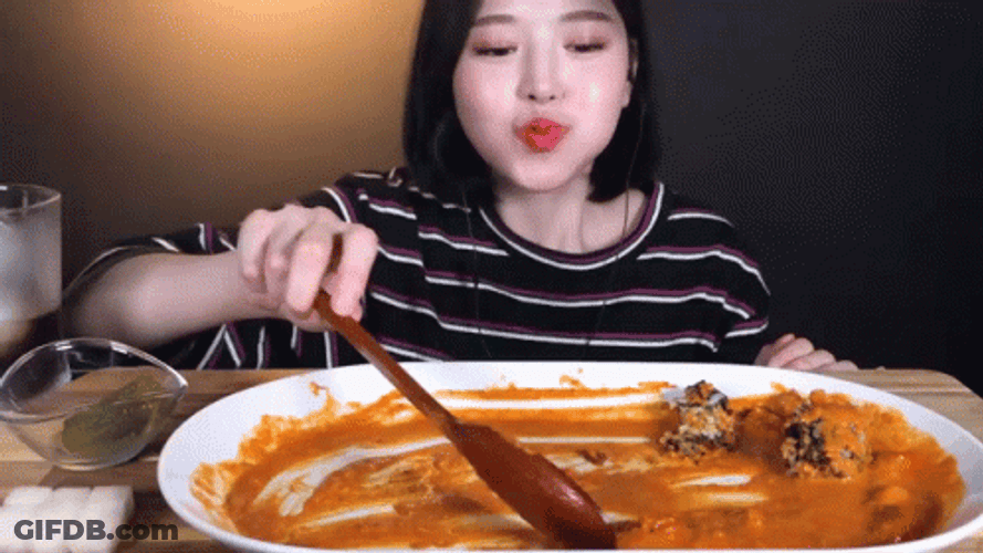 Korean Mukbang Finishing Big Plate Of Curry GIF