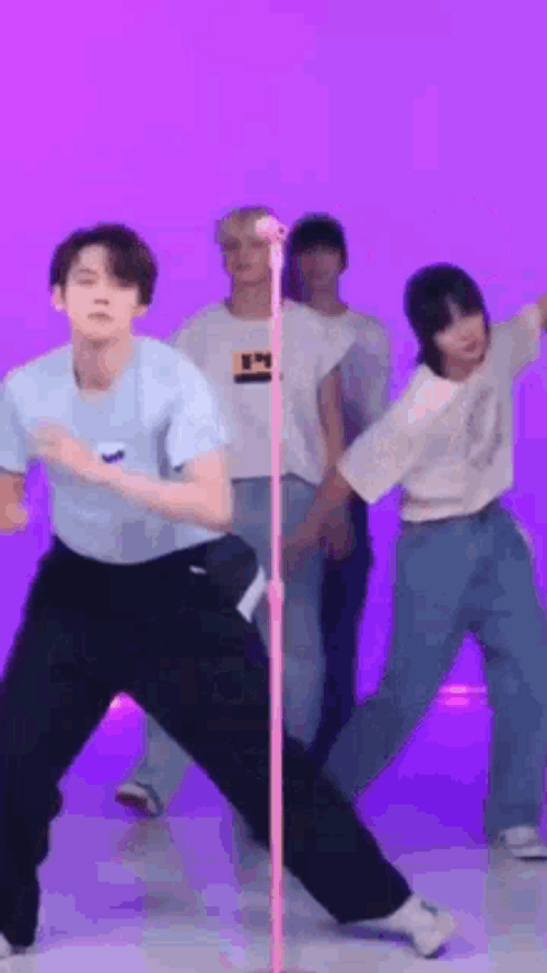 Kpop Group Yeonjun Relay Dance Performance GIF