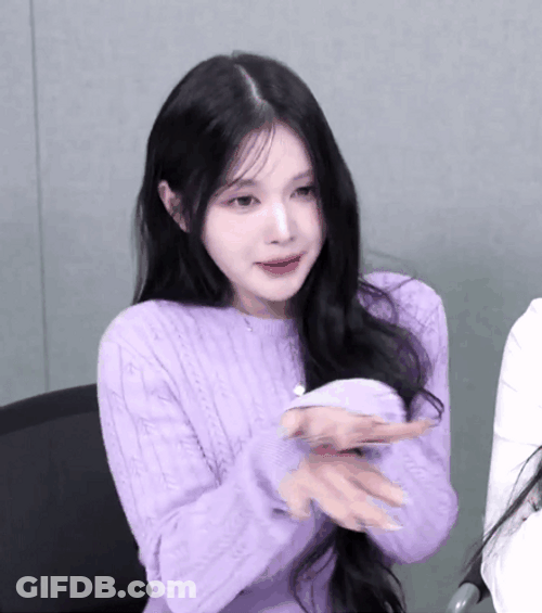 Kpop Mayu Dances Apt GIF