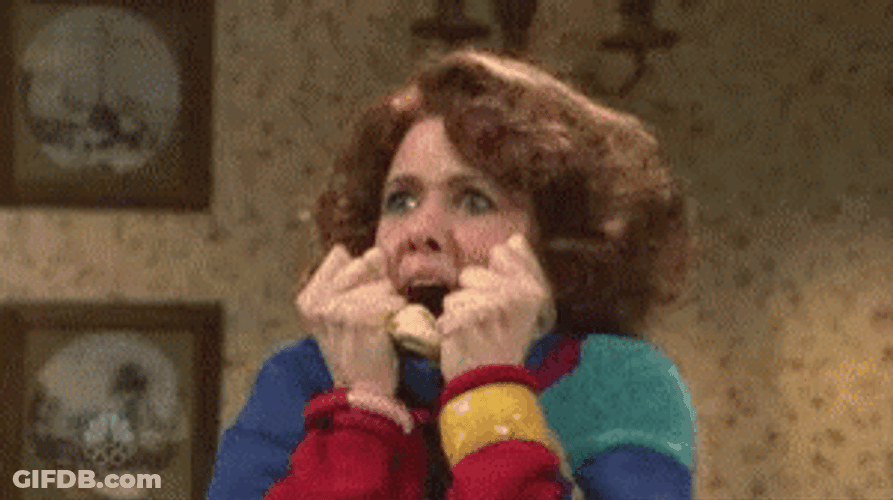 Kristen Wiig Can't Breathe Freaking Out GIF