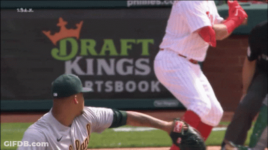 Kyle Schwarber Home Run GIF