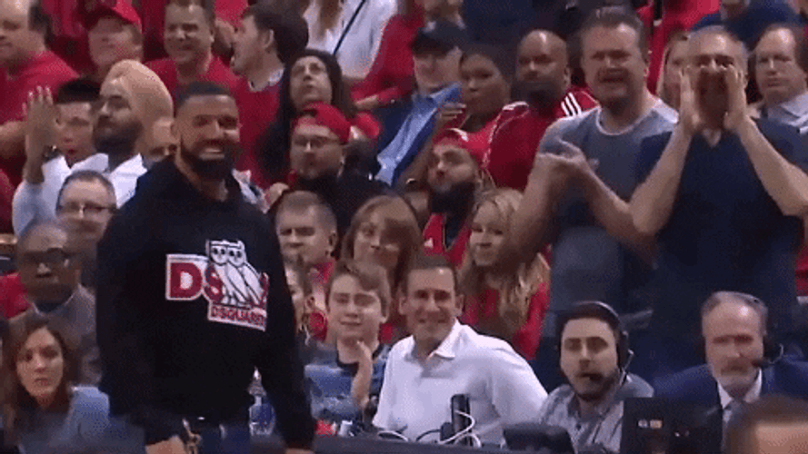 Laughing Drake Clapping In Game GIF