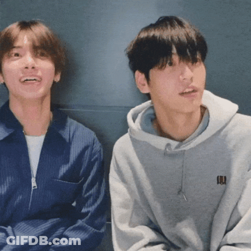 Laughing Meme Taebin Tapping Laugh Out Loud GIF