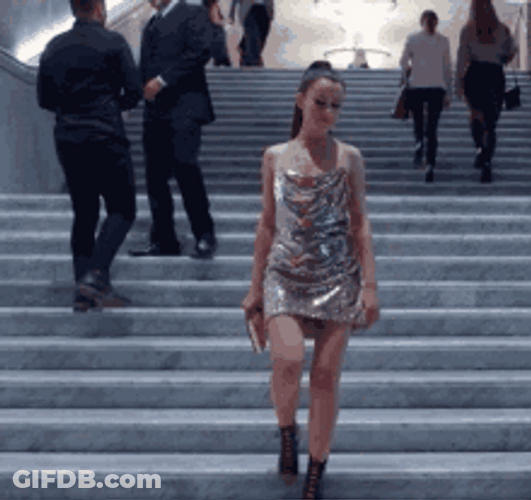 Laura Biel Attractive Sexy Outfit 365 Dyas GIF