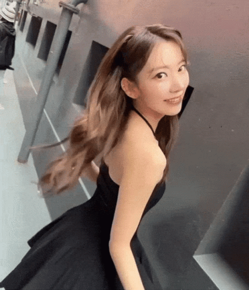 Le Sserafim Sakura Miyawaki Cute In Short Black Dress GIF