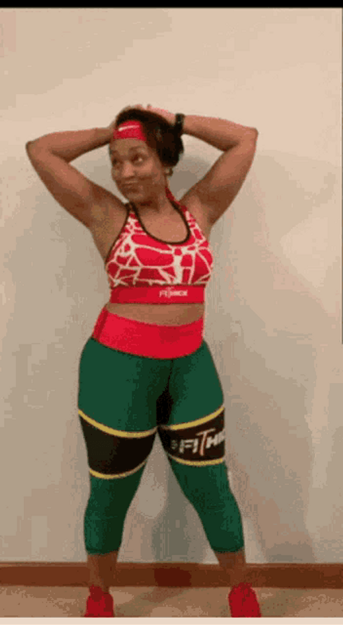 Leggings Pose Ellen Elle Thick Black Woman GIF