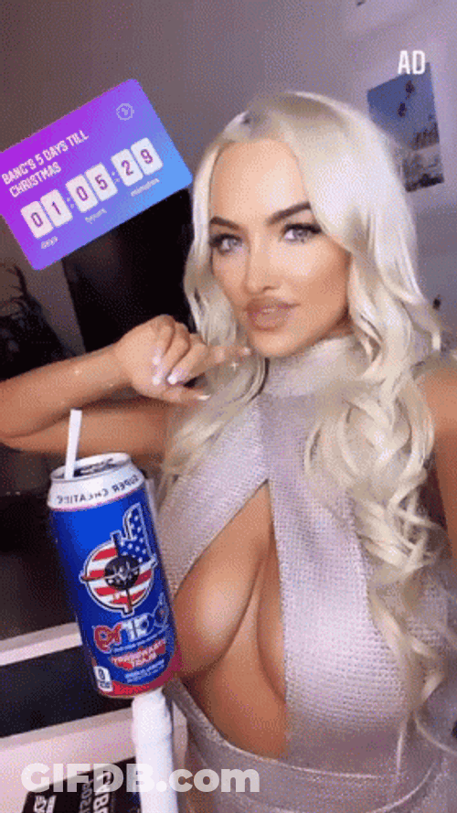 Lindsey Pelas Instagram Model GIF