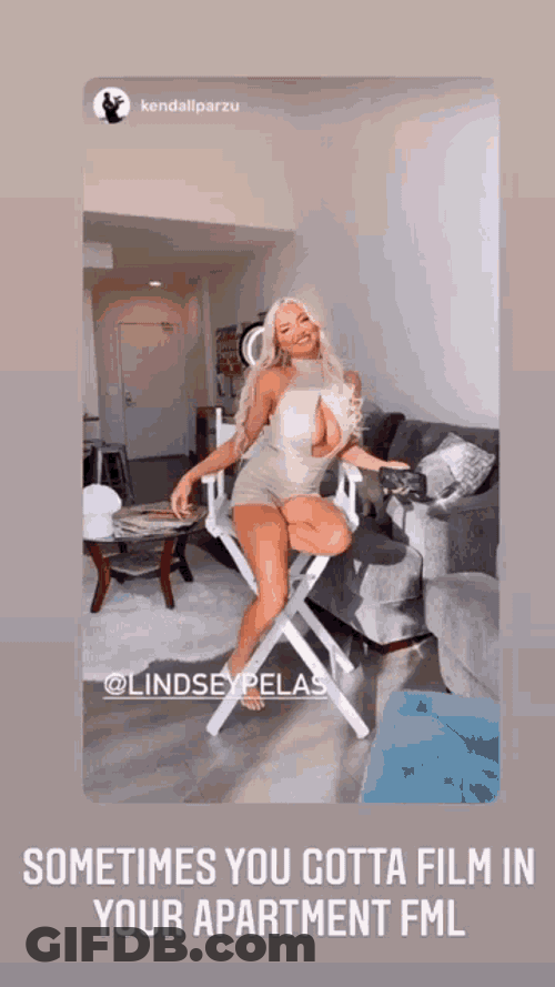Lindsey Pelas Model GIF