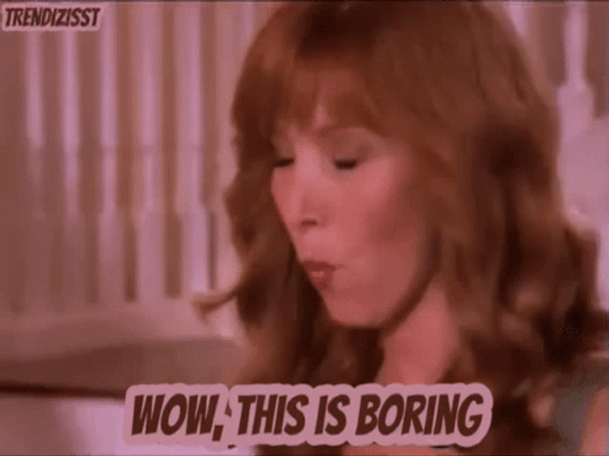 Lisa Kudrow Boring Meme GIF