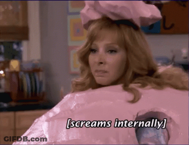 Lisa Kudrow Passive Aggressive Screams Internally GIF