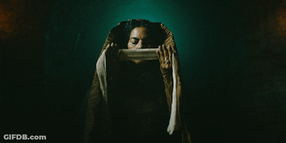 Look Away Blindfold The Green Knight GIF
