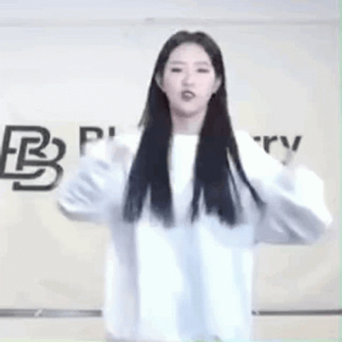 LOONA Son Hyeju Punching Air GIF