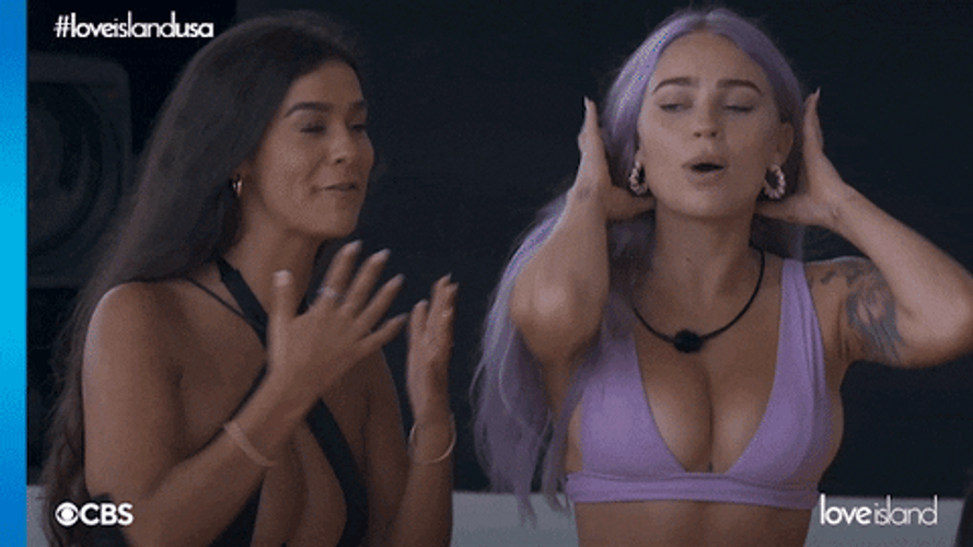 Love Island USA Leslie And Gen Screaming GIF
