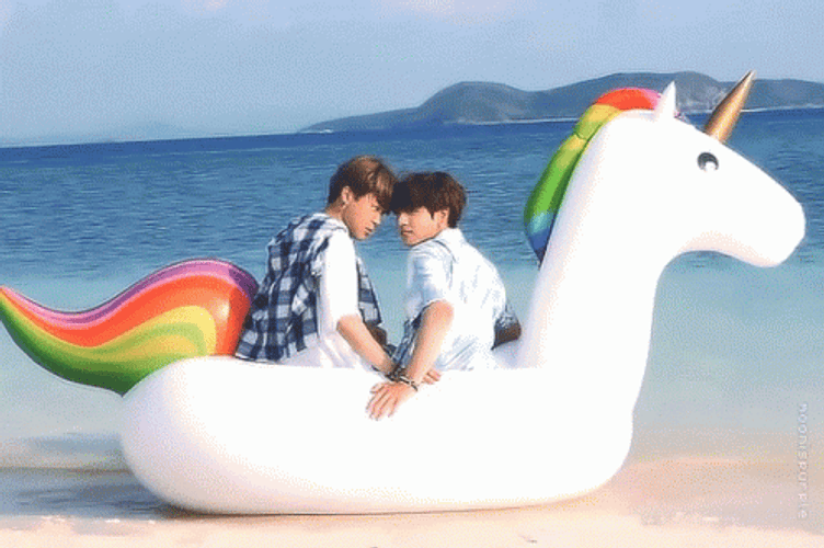 Lover Pink Fluffy Unicorns Dancing On Rainbows GIF