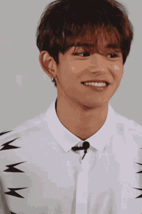 Lucas GIF