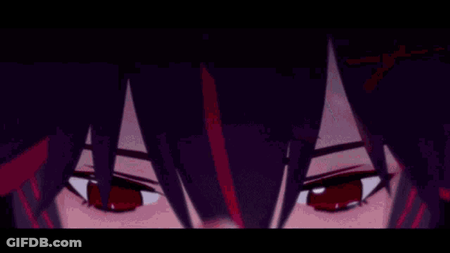 Lucia Plume GIF