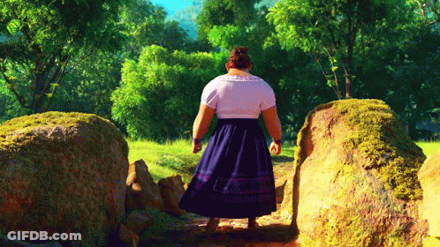 Luisa Madrigal Encanto GIF