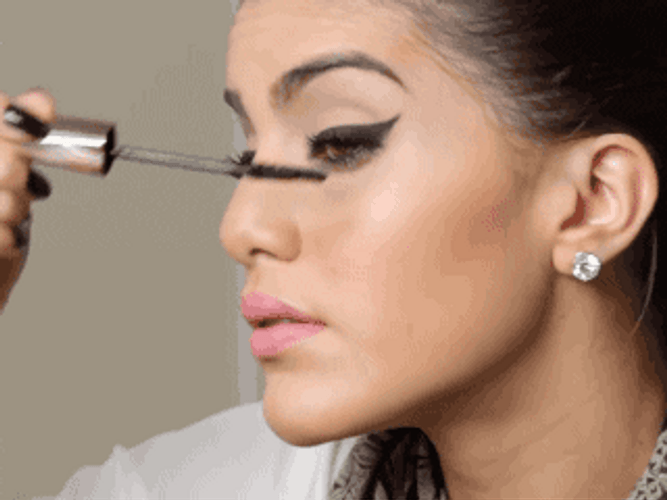 Makeup Cat Eye Mascara GIF