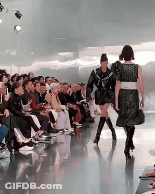 Male Modelo Angry Walking GIF