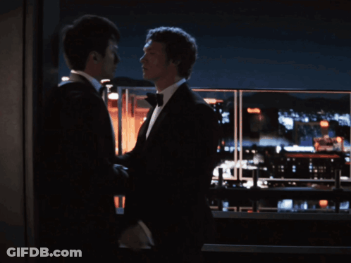 Man In Beanie And Hoodie Saying Aborddelimpala GIF