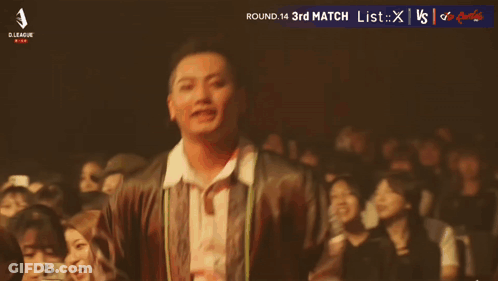 Man In Front Of Crowd Saying Umi GIF