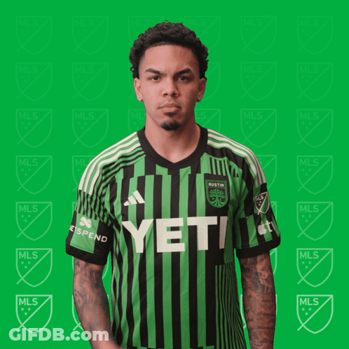 Man In Green Jersey Saying Yeti GIF