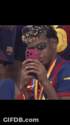 Man In Red Shirt With Number 08-06 GIF